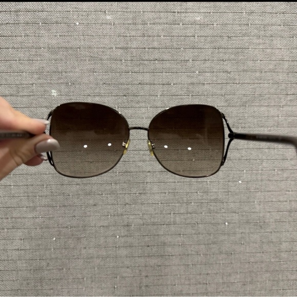 Burberry Sunglasses - Picture 2 of 8